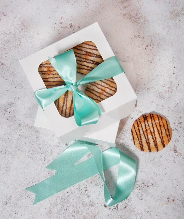 AH White Square Treat Boxes with Window 16 x16cm pk/2