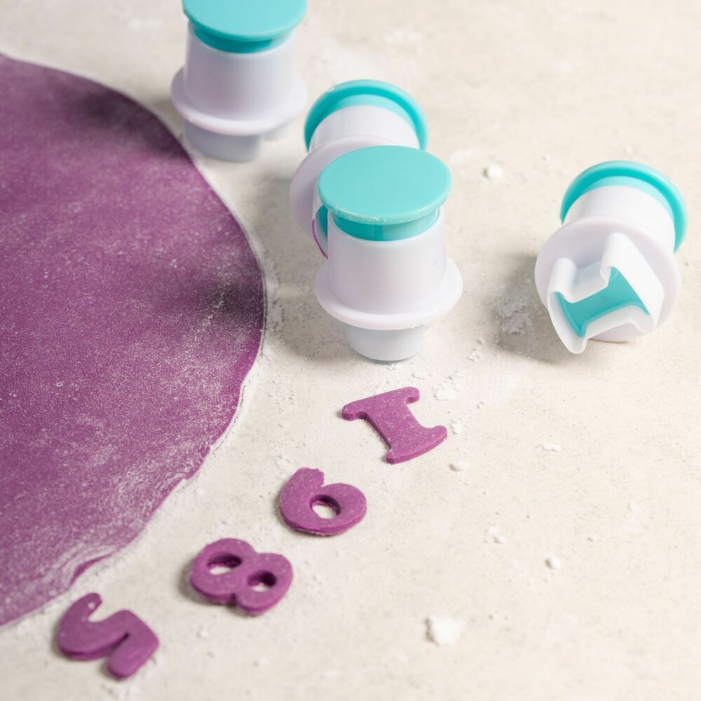 LOYAL Mini Zahlen Ausstecher 0&ndash;9 &ndash; Set/10