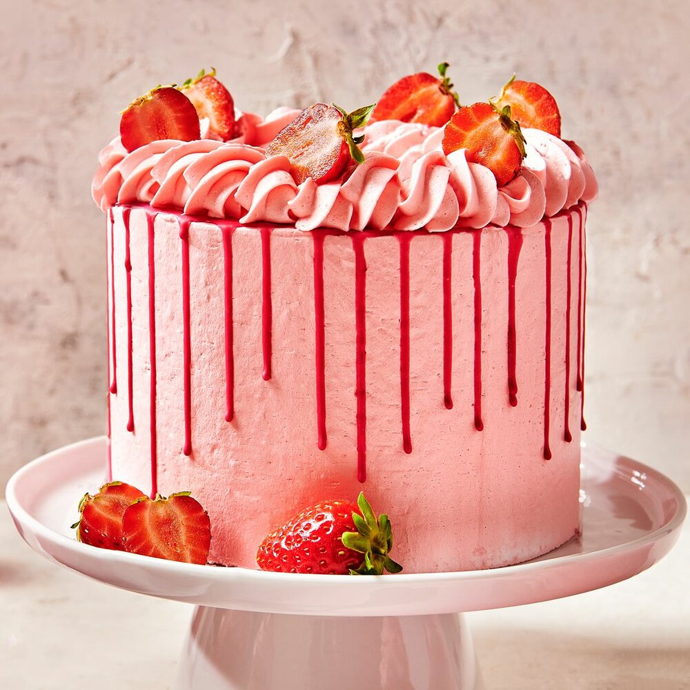 FunCakes Mix for Enchanted Cream&reg; Strawberry 900g