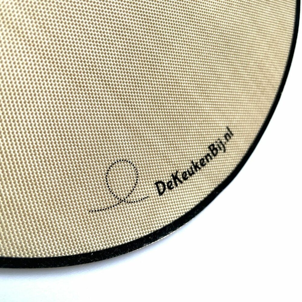 De KeukenBij Silicone Reusable Baking Paper Round &Oslash;24 cm