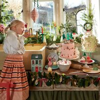 Meri Meri Festive House Cupcake  Kit/48