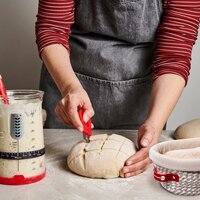 KneadAce&reg; PRO Zuurdesem Kit &ndash; 1L Pot, Rijsmanden &amp; Broodlame