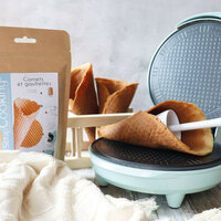 Gaufrier pour cornets de glace &amp; gaufres fines 700W