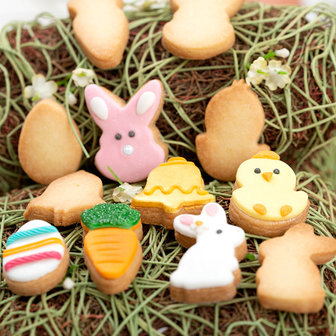 Decora Easter Plastic Cookie Cutters Set/6