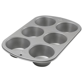 Wilton Recipe Right&reg; 6 Cup Jumbo Muffin Pan