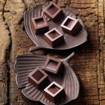 Silikomart Moule &agrave; Chocolat Cubo