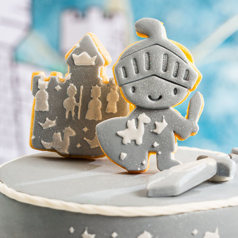 Decora Plastic Cookie Cutters Knight Set/2