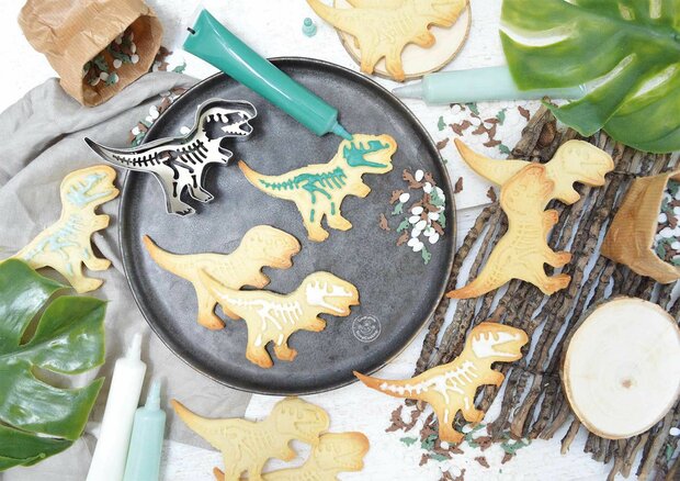 ScrapCooking Cookie Cutter & Embosser Dino