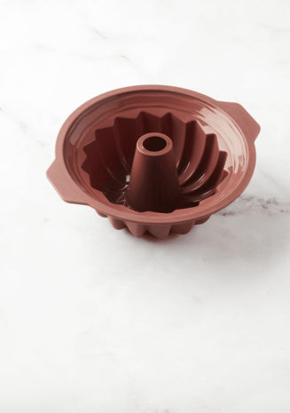 Point Virgule Tulbandvorm Platinum Silicone Vintage Maroon ø 24cm