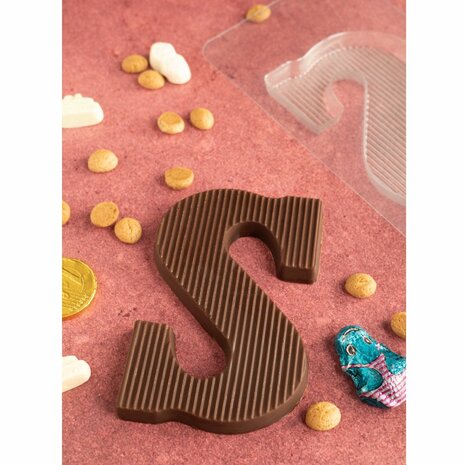 BrandNewCake Chocoladeletter Vorm 150g Letter S