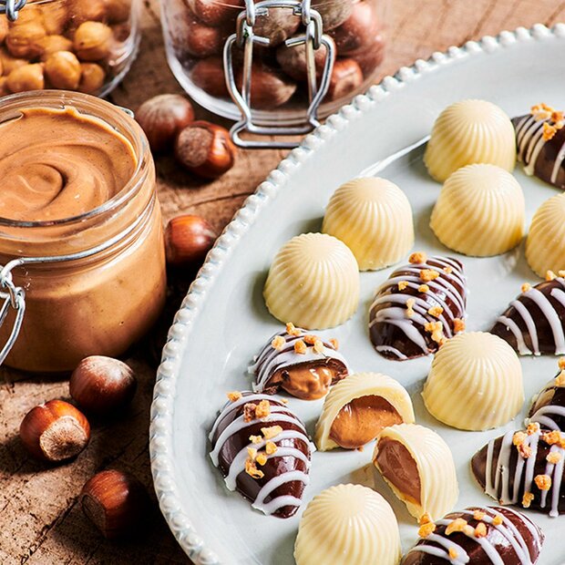 FunCakes Pralin&eacute; Hazelnoot Vulling 325g