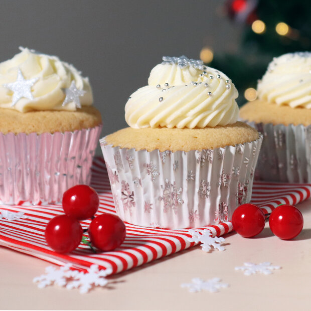 PME Kerst Cupcakevormpjes &ndash; Zilveren Sneeuw &ndash; 60 stuks