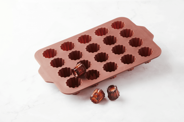Point Virgule Cannel&eacute;s Bakvorm &ndash; Platinum Siliconen 20‑Vaks Vintage Maroon